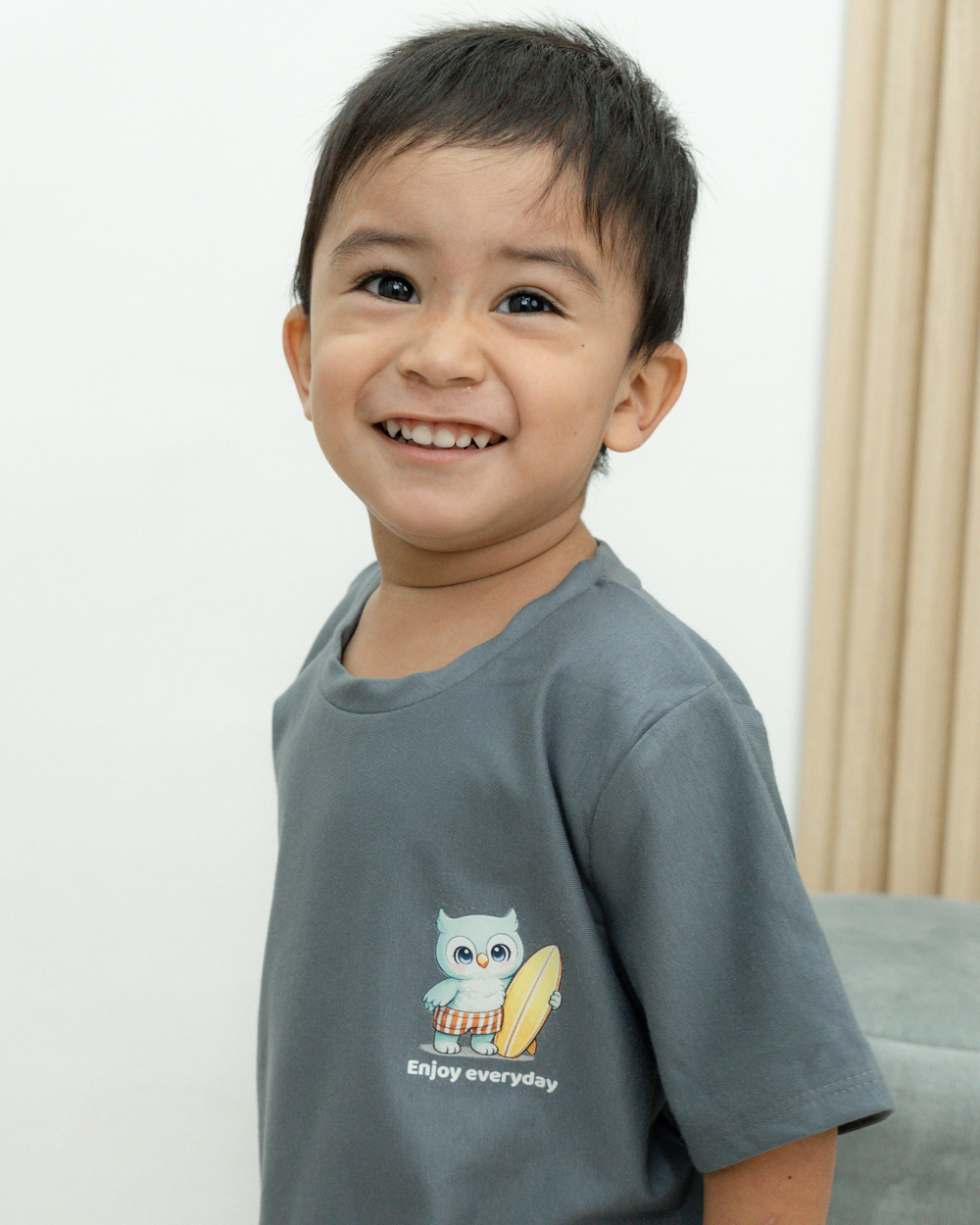 Camiseta estampada surfista